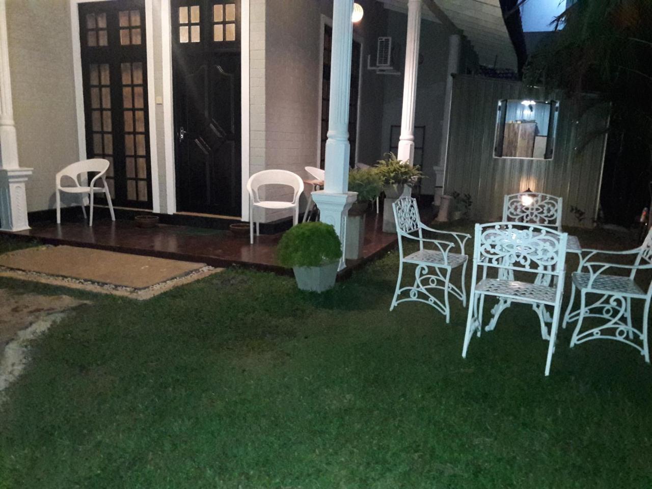 Mihilaka Holiday Homes Wadduwa Εξωτερικό φωτογραφία